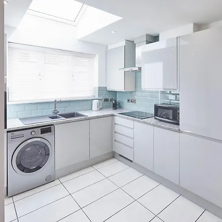 Holiday home Host & - Painter's Rest